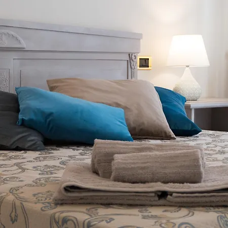 فندق مبيت وإفطار Yucca & 3*