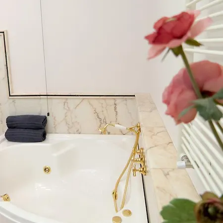 Yucca & 3* تراني